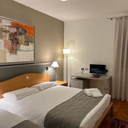 Hotel Centrale Resana Esterno foto